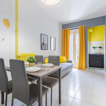 Urban House Apartament *